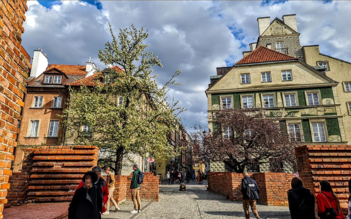 Atmospheric Next To Old Town Square By Renters * Варшава